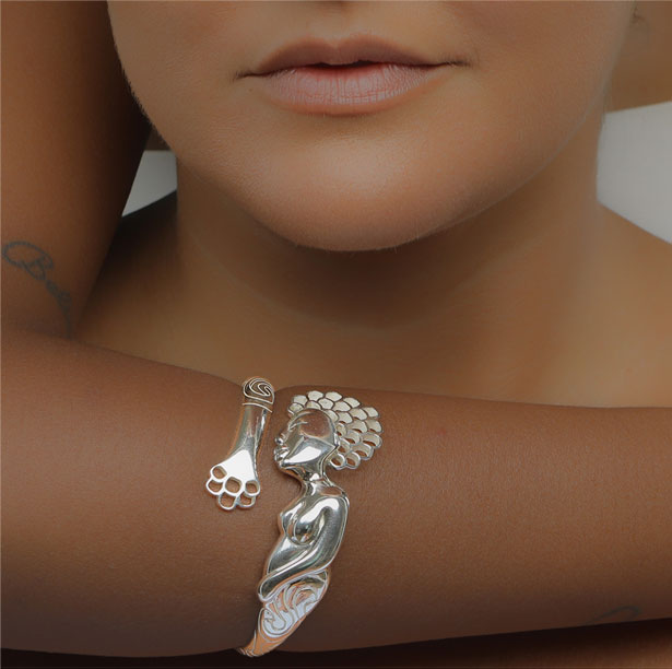 Dreaming bangle sterling silver bracelet, invisible Spring Closure